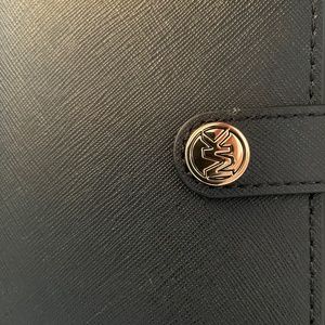 Michael Kors Jet Set Charm Small Leather Wristlet. NWT